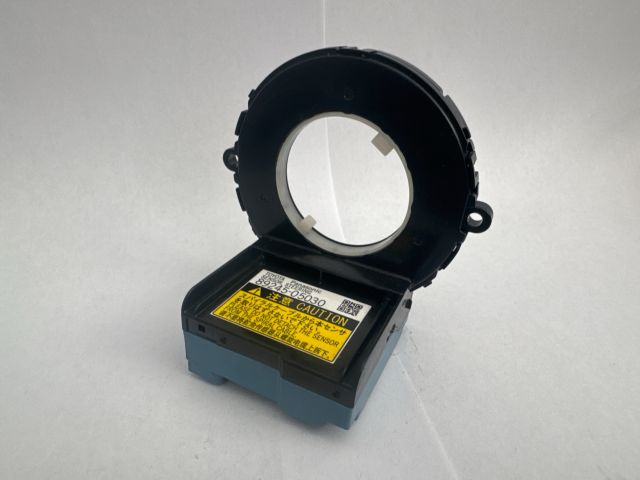 bontott TOYOTA VERSO Kormányszög Jeladó