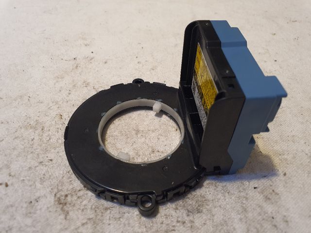 bontott TOYOTA VERSO Kormányszög Jeladó