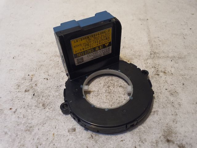 bontott TOYOTA VERSO Kormányszög Jeladó