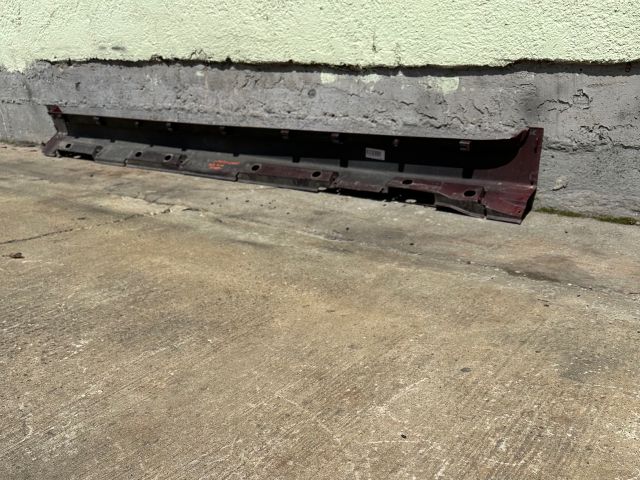 bontott TOYOTA VERSO Küszöb Burkolat