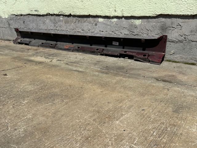 bontott TOYOTA VERSO Küszöb Burkolat