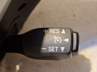 bontott TOYOTA VERSO Multikormány