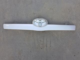 bontott TOYOTA VERSO Rendszámtábla Világítás Keret