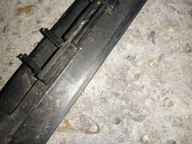 bontott TOYOTA VERSO Tető Díszléc