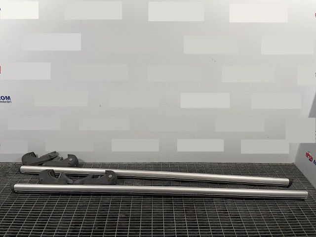 bontott TOYOTA VERSO Tetősín Pár