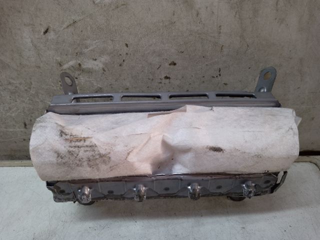 bontott TOYOTA VERSO Utasoldali Légzsák