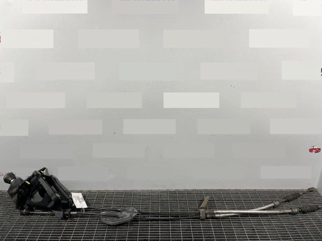 bontott TOYOTA VERSO Váltógomb