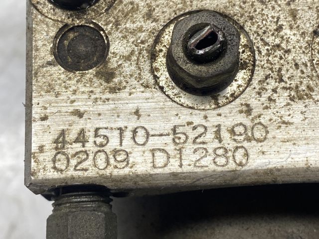 bontott TOYOTA YARIS ABS Kocka