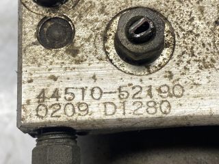 bontott TOYOTA YARIS ABS Kocka