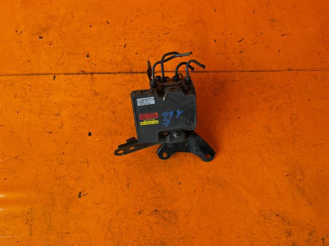 bontott TOYOTA YARIS ABS Kocka