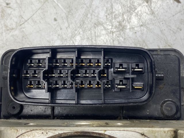 bontott TOYOTA YARIS ABS Kocka