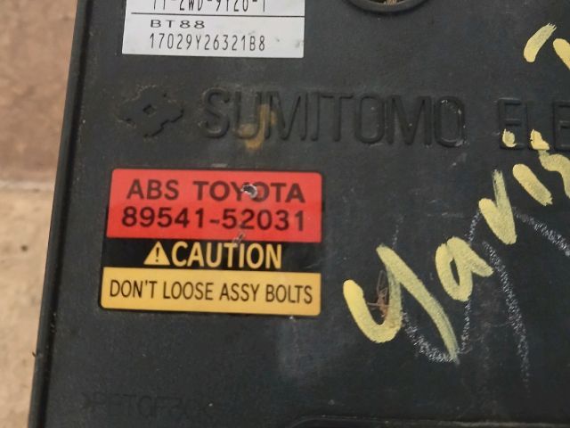 bontott TOYOTA YARIS ABS Kocka