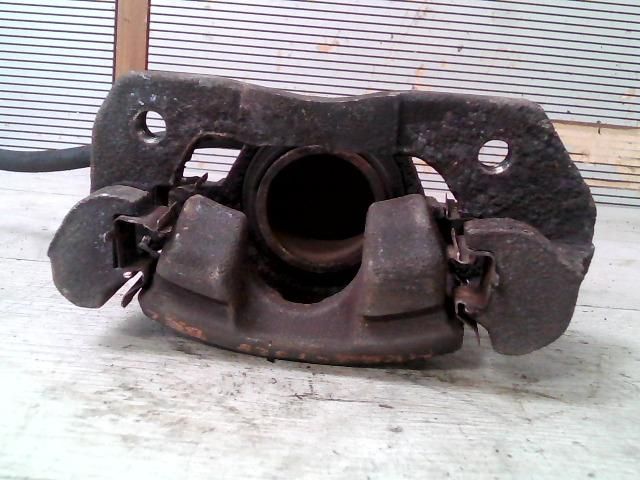 bontott TOYOTA YARIS Bal első Féknyereg Munkahengerrel