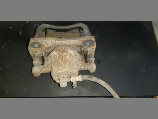 bontott TOYOTA YARIS Bal első Féknyereg Munkahengerrel