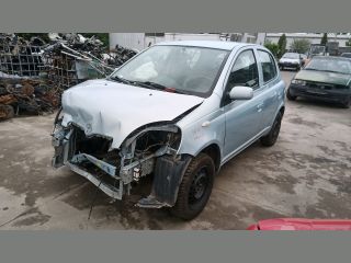 bontott TOYOTA YARIS Bal első Kerékagy