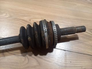 bontott TOYOTA YARIS Bal Féltengely