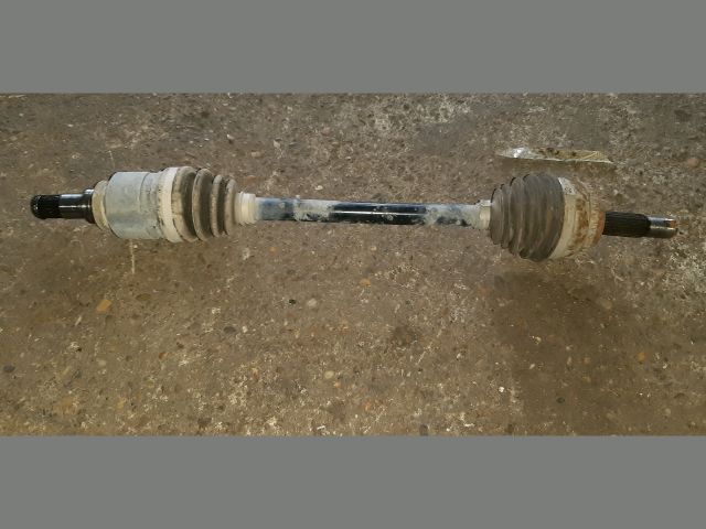 bontott TOYOTA YARIS Bal Féltengely