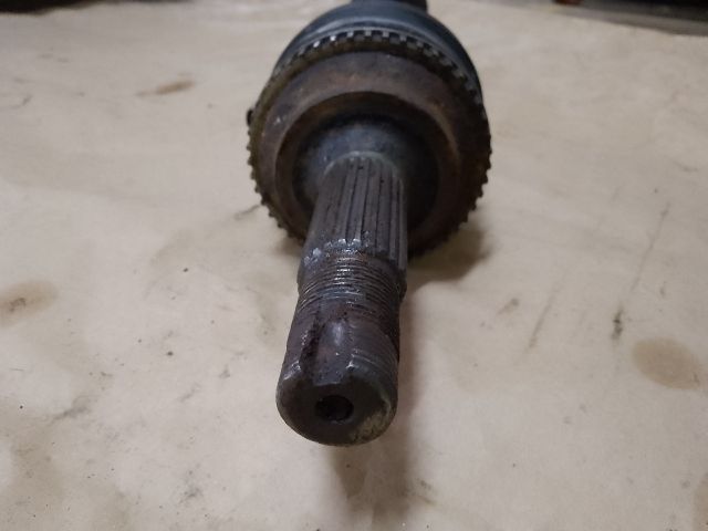 bontott TOYOTA YARIS Bal Féltengely