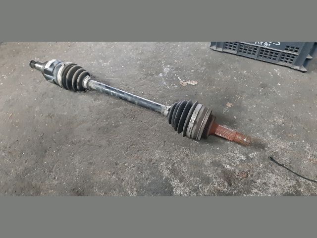 bontott TOYOTA YARIS Bal Féltengely