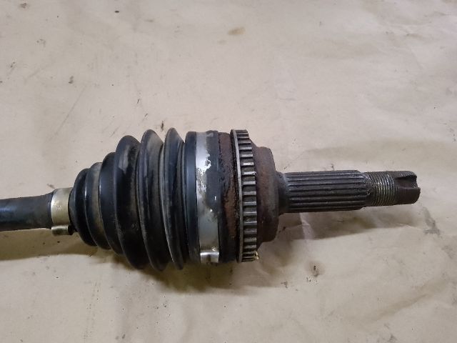 bontott TOYOTA YARIS Bal Féltengely