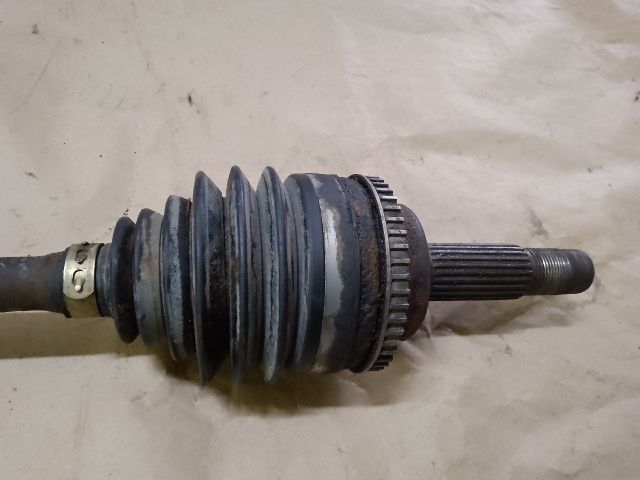 bontott TOYOTA YARIS Bal Féltengely