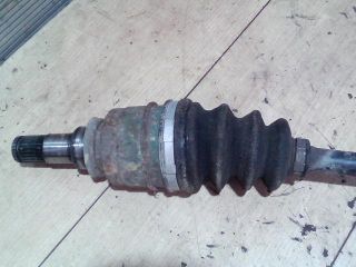 bontott TOYOTA YARIS Bal Féltengely