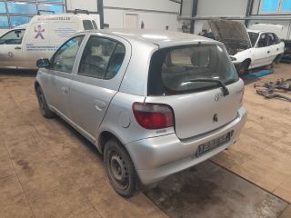 bontott TOYOTA YARIS Bal hátsó Rugó