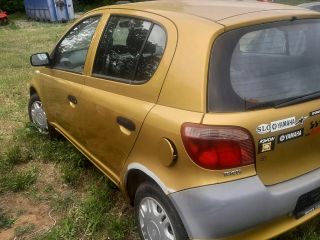 bontott TOYOTA YARIS Bal hátsó Rugó