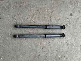 bontott TOYOTA YARIS Első Lengéscsillapító Pár