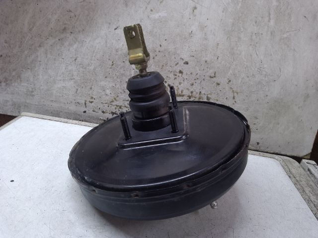 bontott TOYOTA YARIS Fékrásegítő