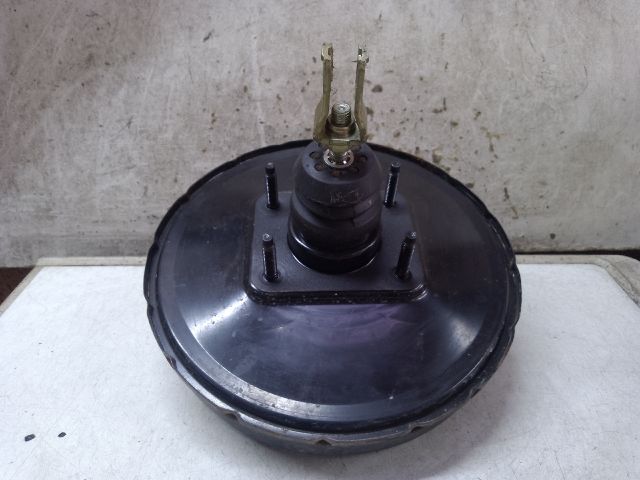 bontott TOYOTA YARIS Fékrásegítő