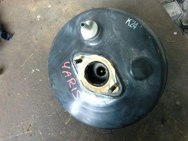 bontott TOYOTA YARIS Fékrásegítő