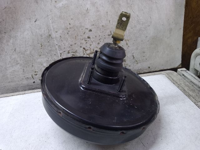 bontott TOYOTA YARIS Fékrásegítő