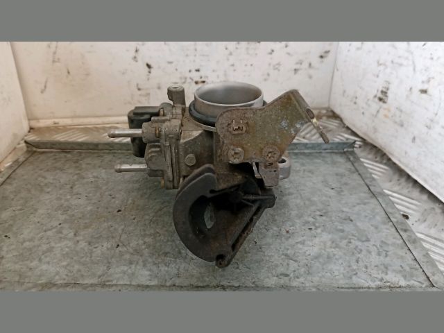 bontott TOYOTA YARIS Fojtószelep (Elektromos)