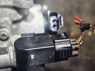 bontott TOYOTA YARIS Fojtószelep (Elektromos)