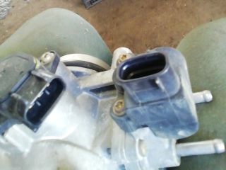 bontott TOYOTA YARIS Fojtószelep (Elektromos)