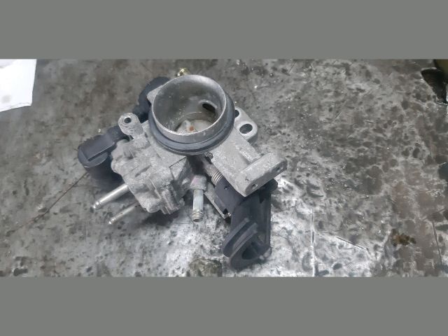 bontott TOYOTA YARIS Fojtószelep (Elektromos)