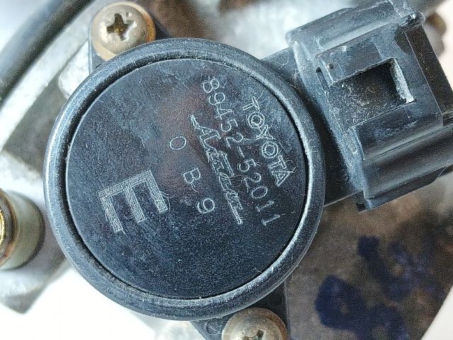 bontott TOYOTA YARIS Fojtószelep (Mechanikus)