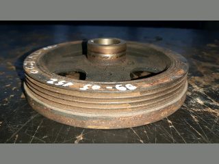 bontott TOYOTA YARIS Főtengely Szíjtárcsa