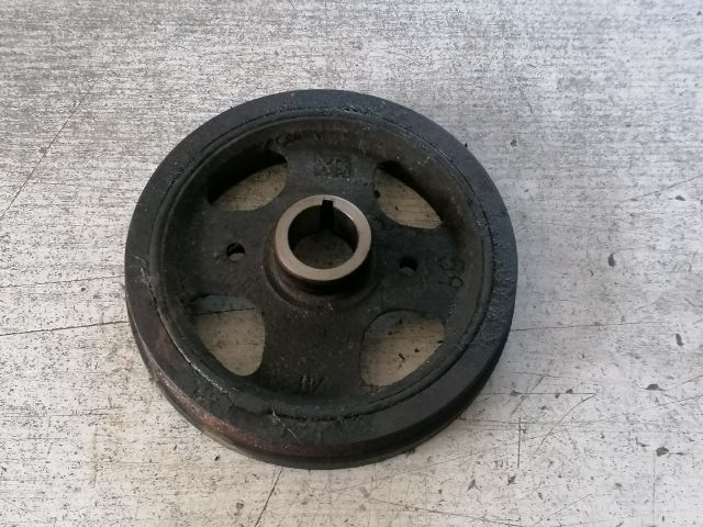 bontott TOYOTA YARIS Főtengely Szíjtárcsa