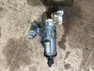 bontott TOYOTA YARIS Gyújtáskapcsoló Házzal