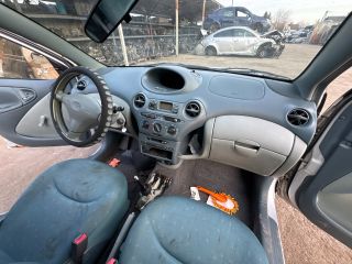 bontott TOYOTA YARIS Gyújtáskapcsoló Házzal