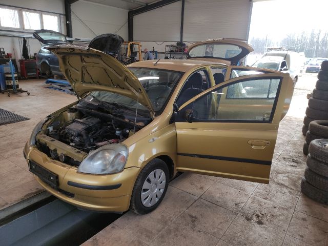 bontott TOYOTA YARIS Gyújtáskapcsoló