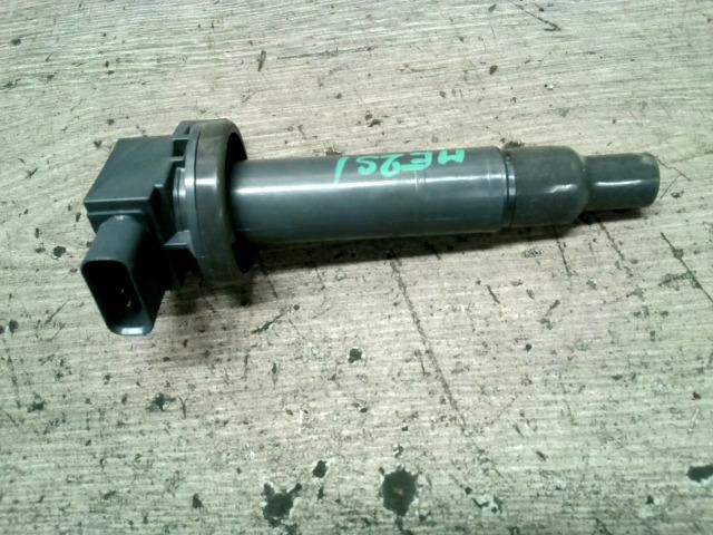 bontott TOYOTA YARIS Gyújtótrafó