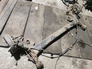 bontott TOYOTA YARIS Hátsó Híd (Dobfékes)