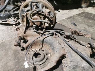 bontott TOYOTA YARIS Hátsó Híd (Dobfékes)