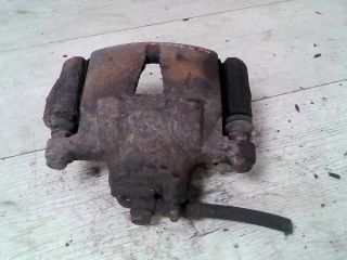 bontott TOYOTA YARIS Jobb első Féknyereg Munkahengerrel