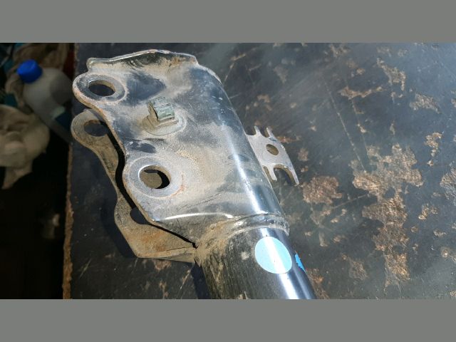 bontott TOYOTA YARIS Jobb első Gólyaláb (Lengécsillapító, Rugó)