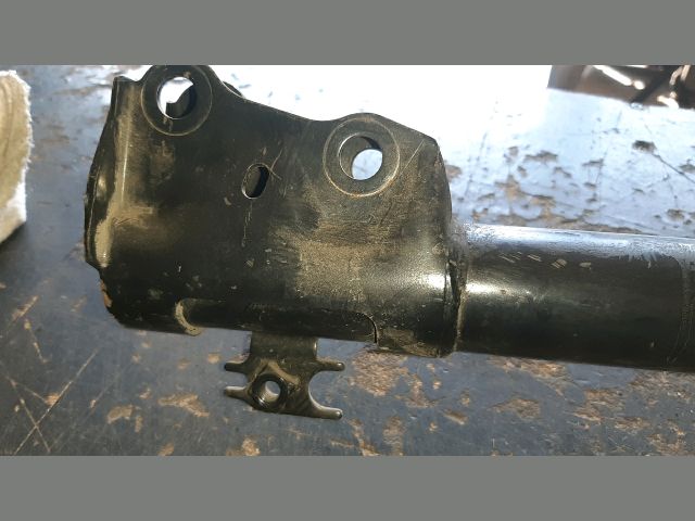 bontott TOYOTA YARIS Jobb első Gólyaláb (Lengécsillapító, Rugó)