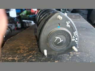 bontott TOYOTA YARIS Jobb első Gólyaláb (Lengécsillapító, Rugó)